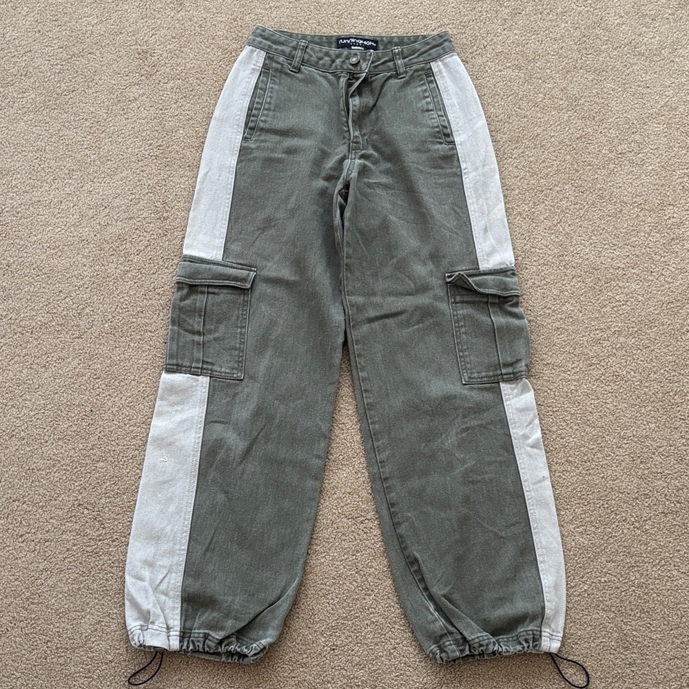 Korean Green Cargo Pants with White Panels